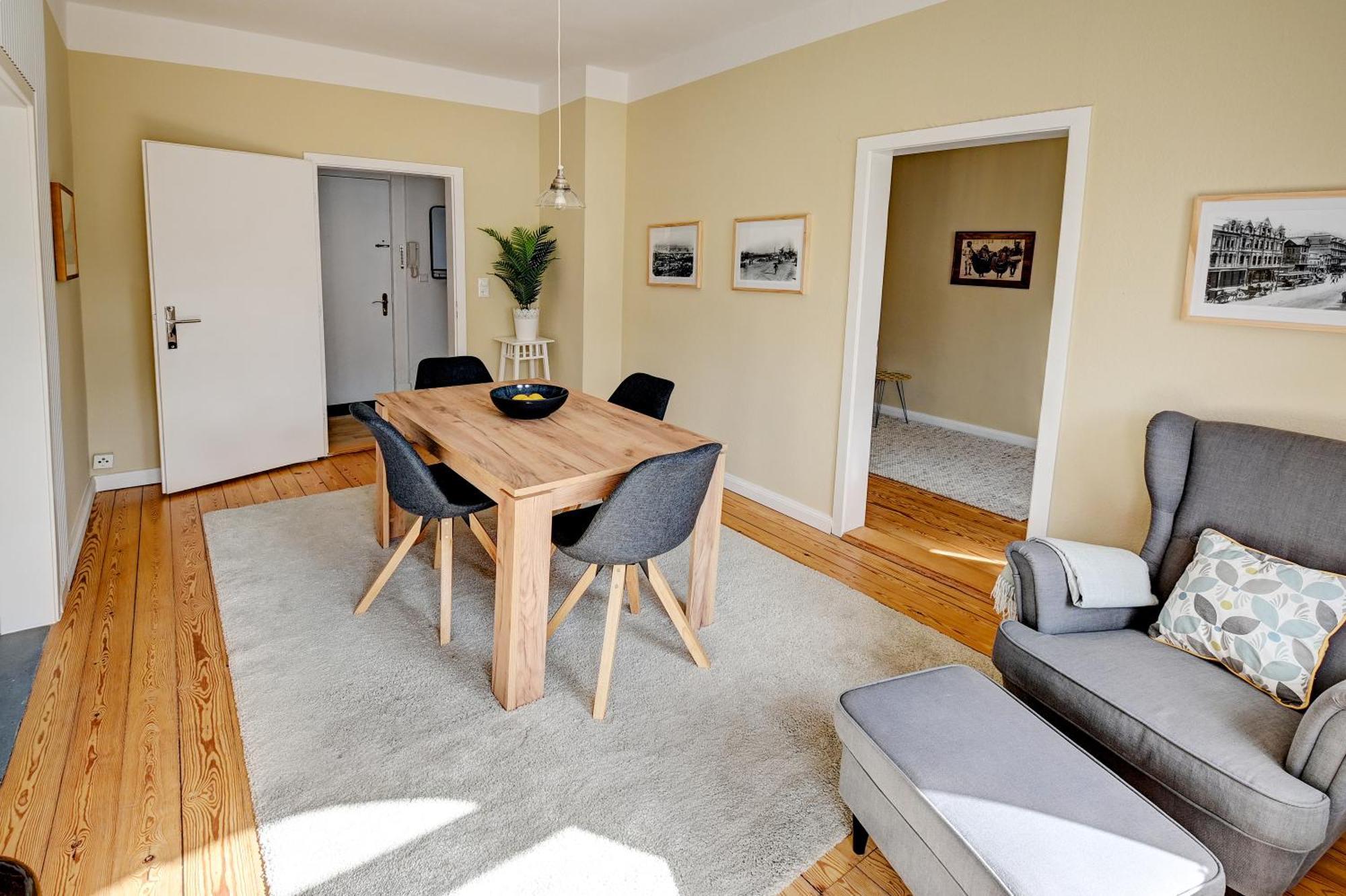 Mittendrin - Apartment Mit 2 Balkonen Sehr Zentral Flensburg Exterior foto